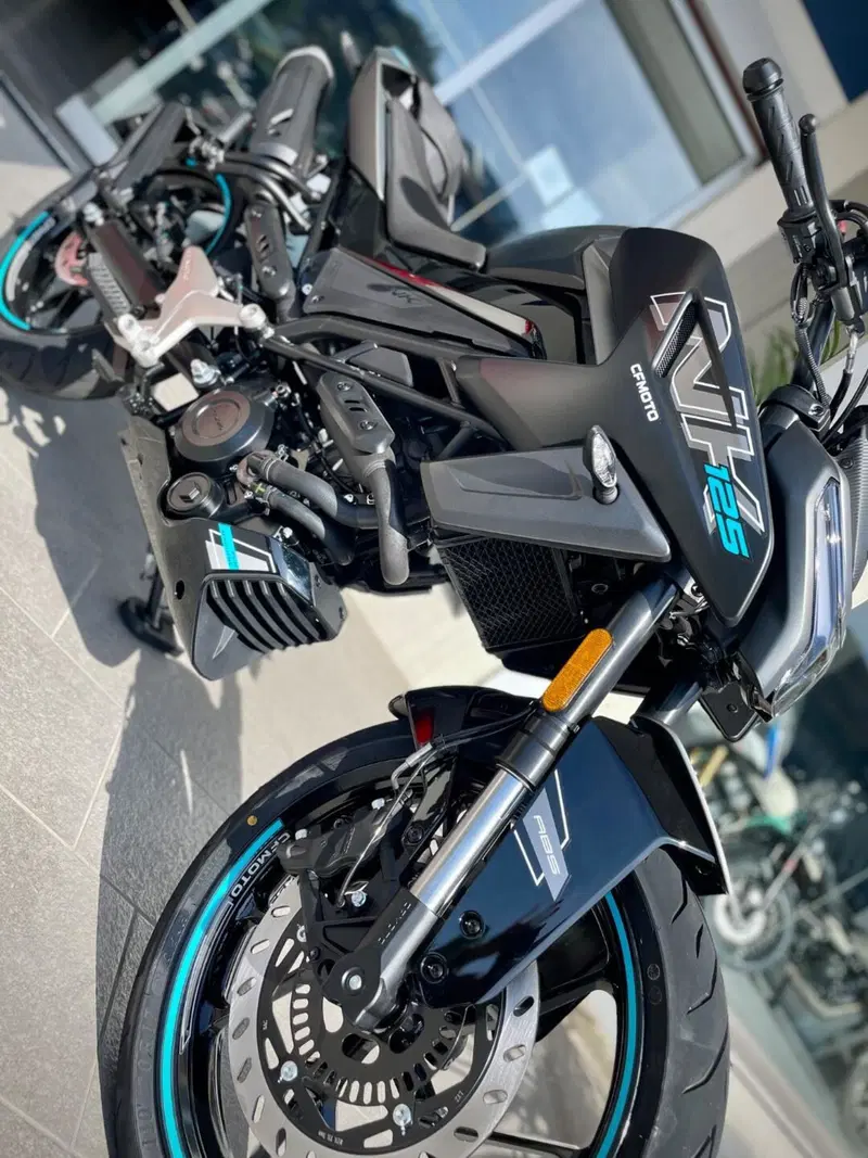 CFMOTO 125NK (2025 - 26) (8)