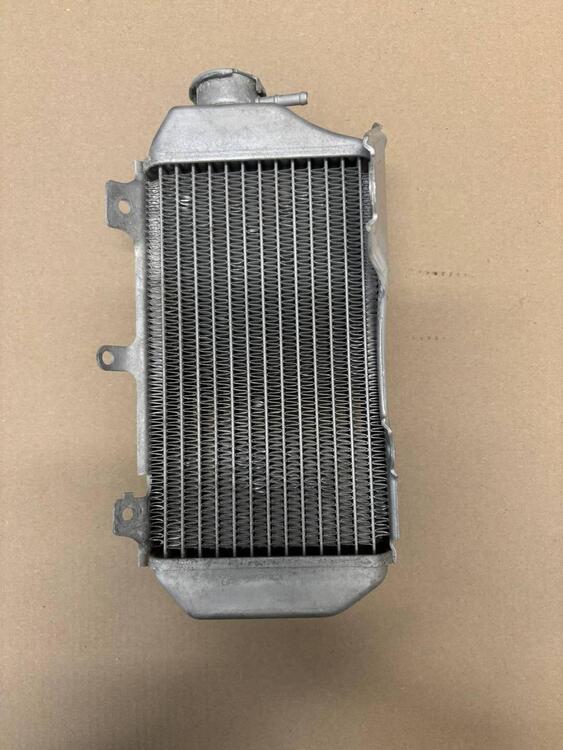 RADIATORE DESTRO HONDA CRF 450 R/RX 2017-2020 (2)