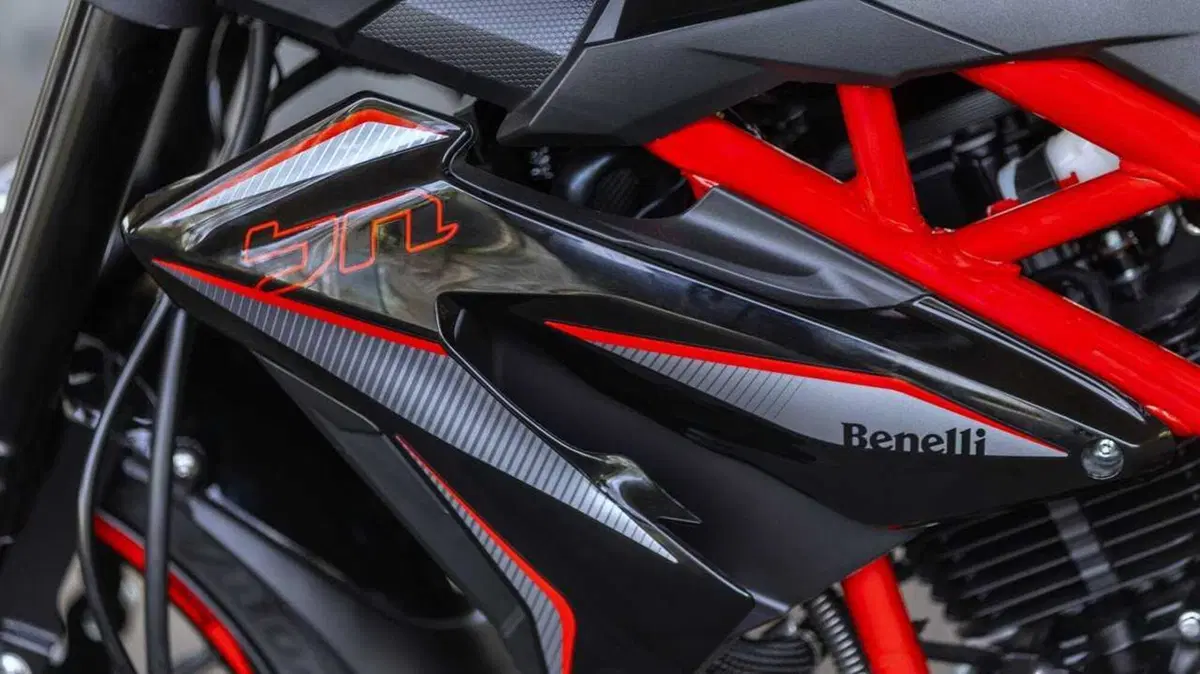 La nuova generazione di Benelli BN 125 è ora Euro 5+ (2)