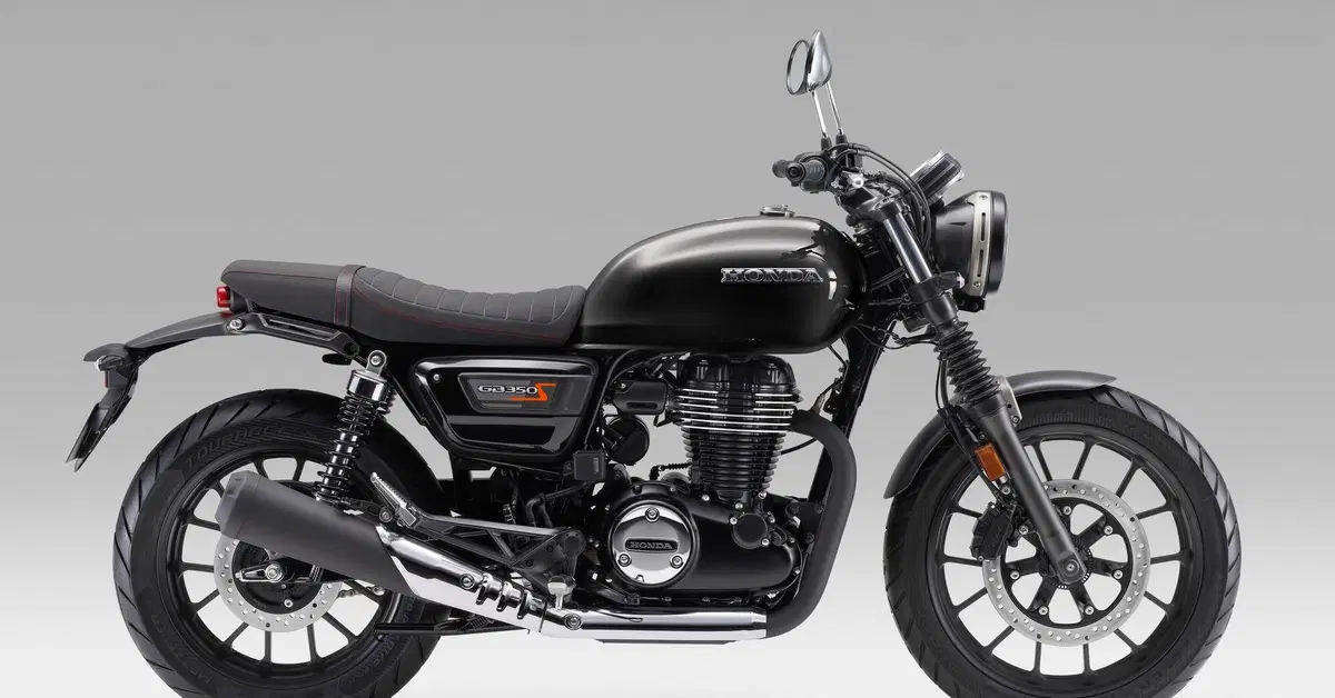 Honda Customs 2025: la GB350S protagonista al Wheels and Waves di Biarritz