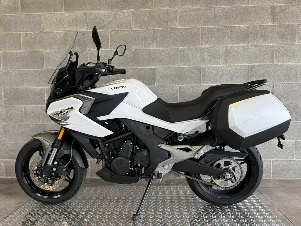 CFMOTO 700MT (2024 - 25)