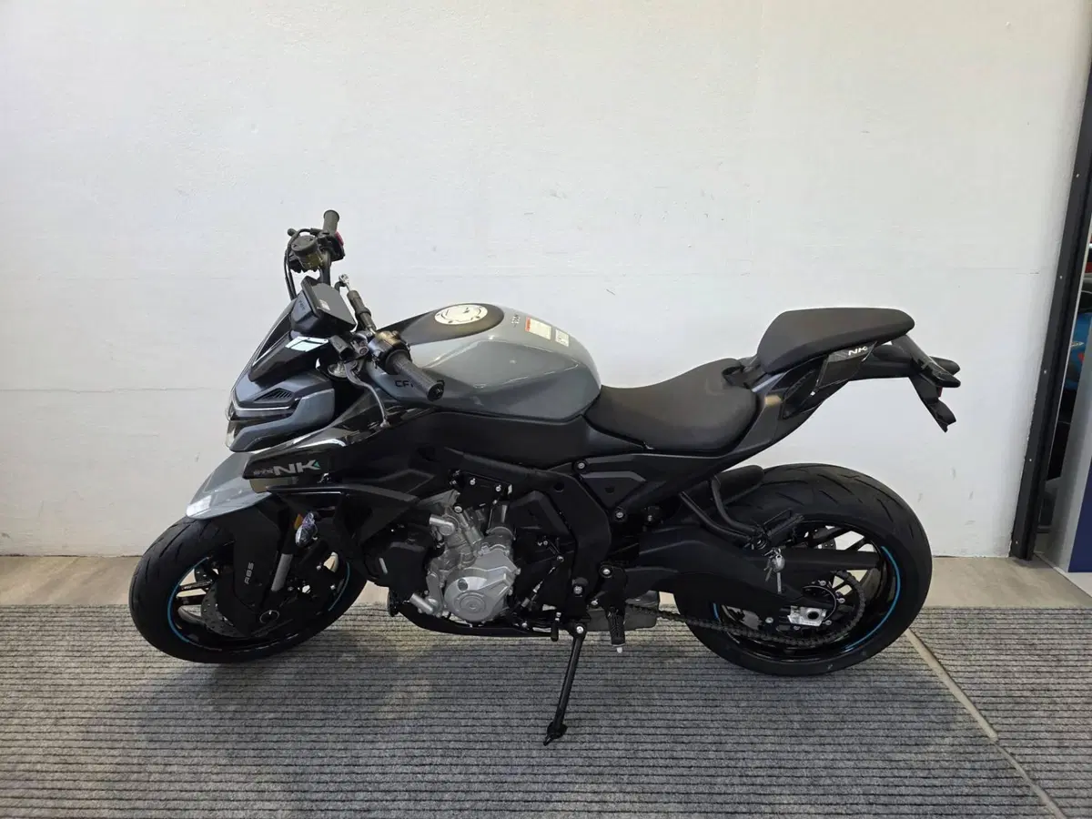 CFMOTO 675NK (2025 - 26) (2)