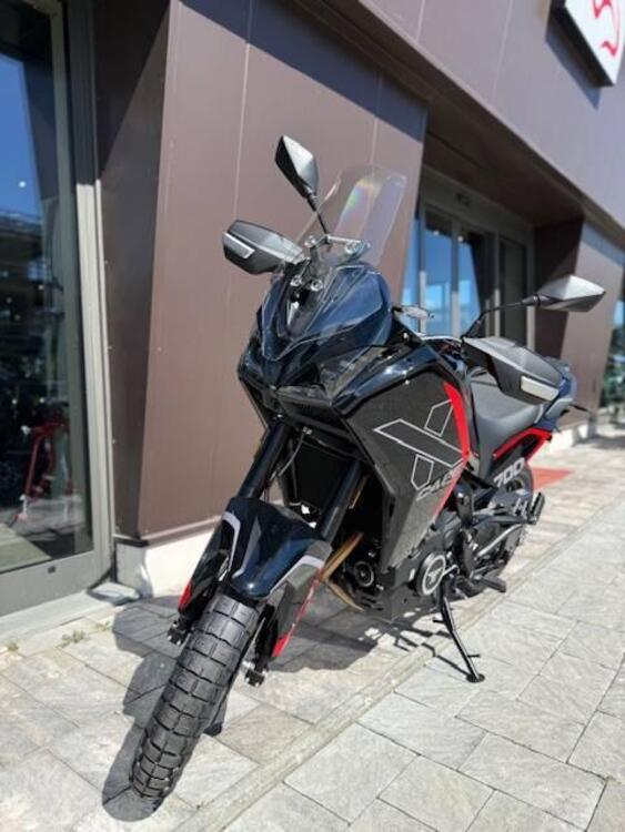 Moto Morini X-Cape 700 (2025) (2)