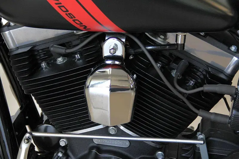 Harley-Davidson 1690 Fat Bob (2014 - 16) - FXDF (13)