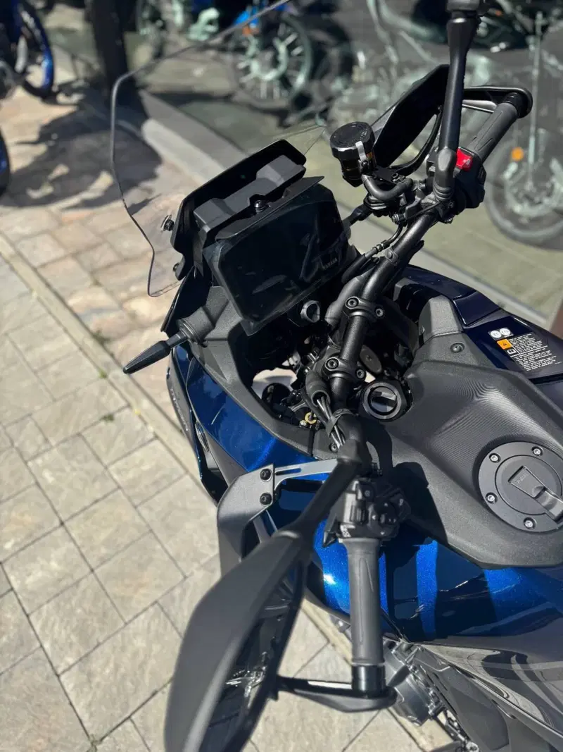 Yamaha Tracer 9 GT+ Y-AMT (2025 - 26) (5)