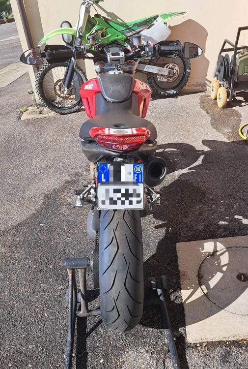 Ducati Hypermotard 1100 S (2007 - 09) (4)