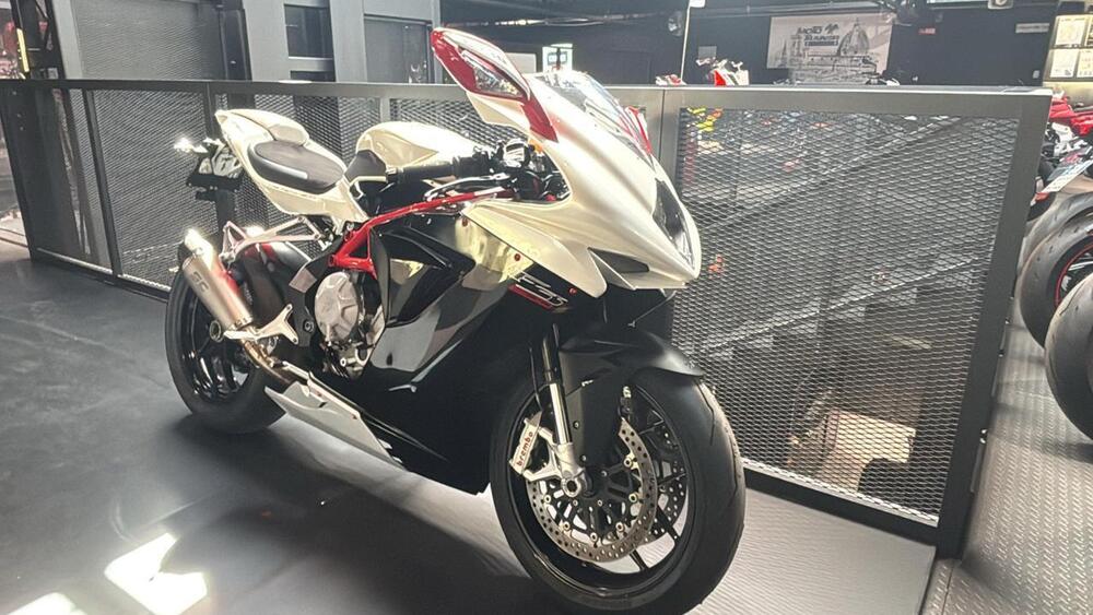 MV Agusta F3 800 EAS (2013 - 15) (2)