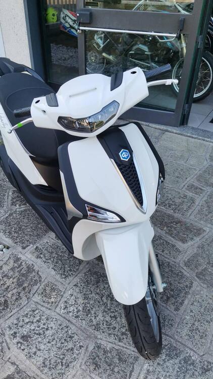 Piaggio Liberty 125 (2025) (2)