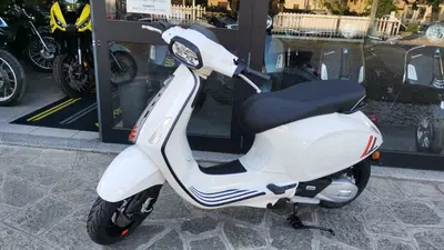 Vespa Sprint 125 S (2023 - 25) nuova