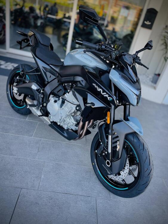 CFMOTO 675NK (2025) (2)