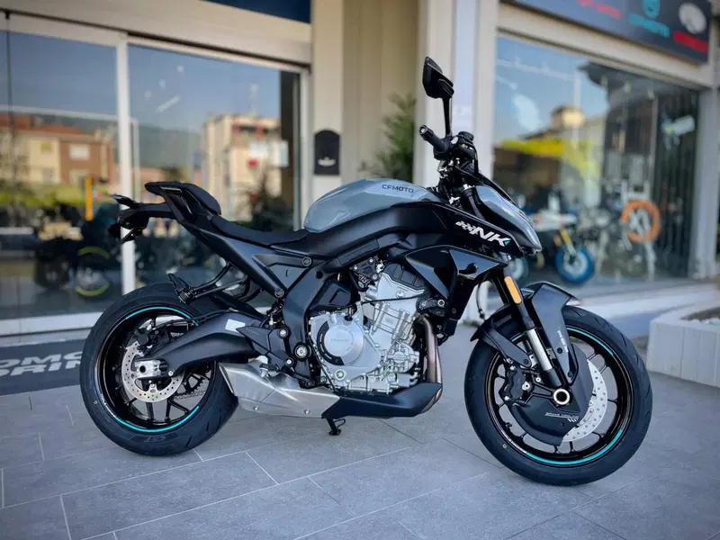 CFMOTO 675NK (2025 - 26)