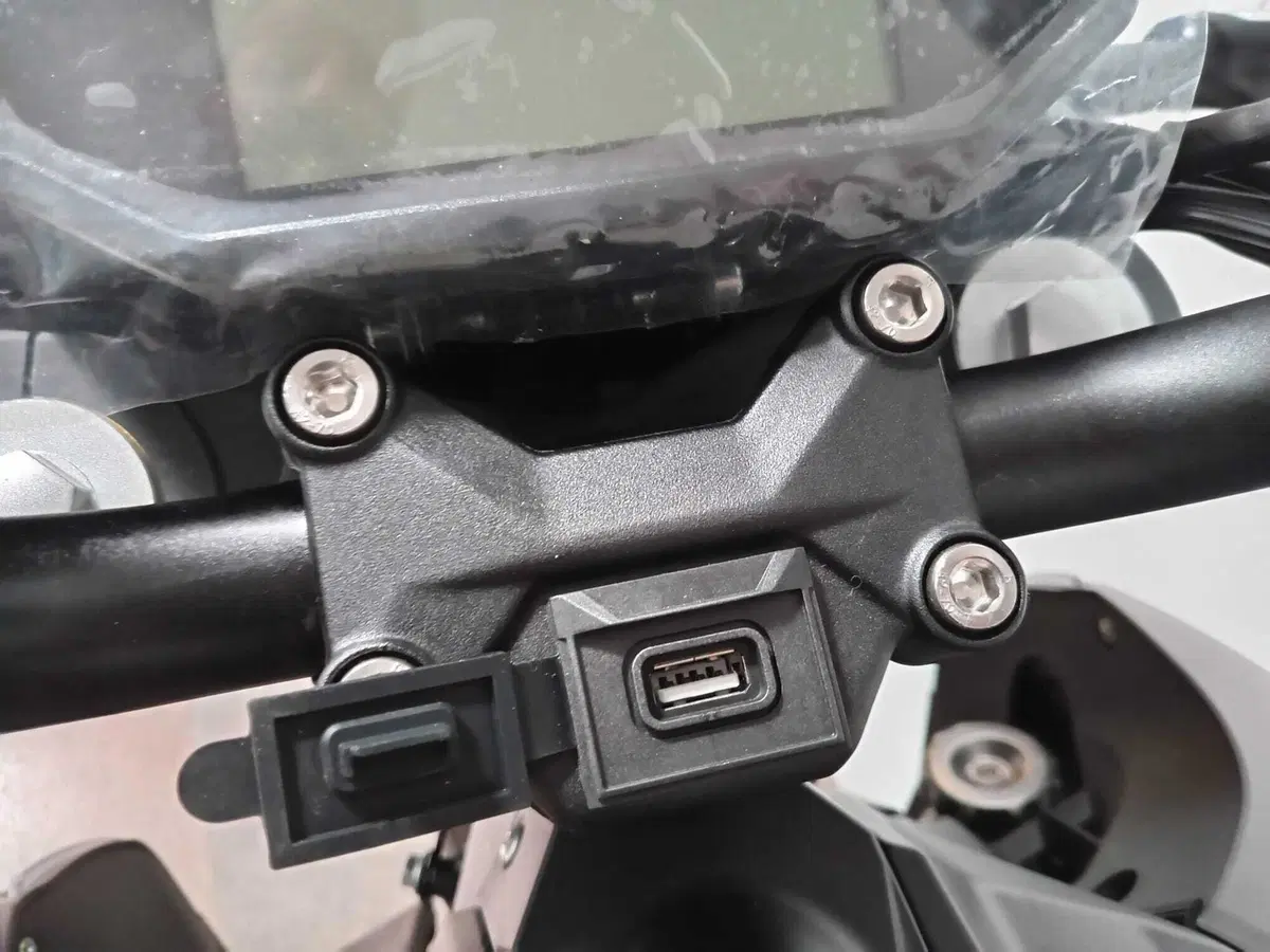 Keeway Motor RKF 125 (2025 - 26) (9)