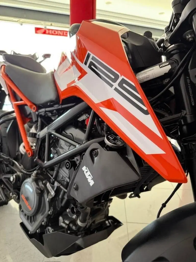 KTM 125 Duke ABS (2017 - 20) (3)