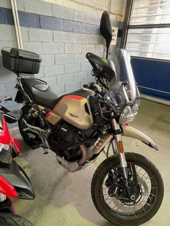 Moto Guzzi V85 TT Travel (2021 - 23) (3)
