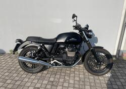 Moto Guzzi V7 II Stone (2015 - 17) usata