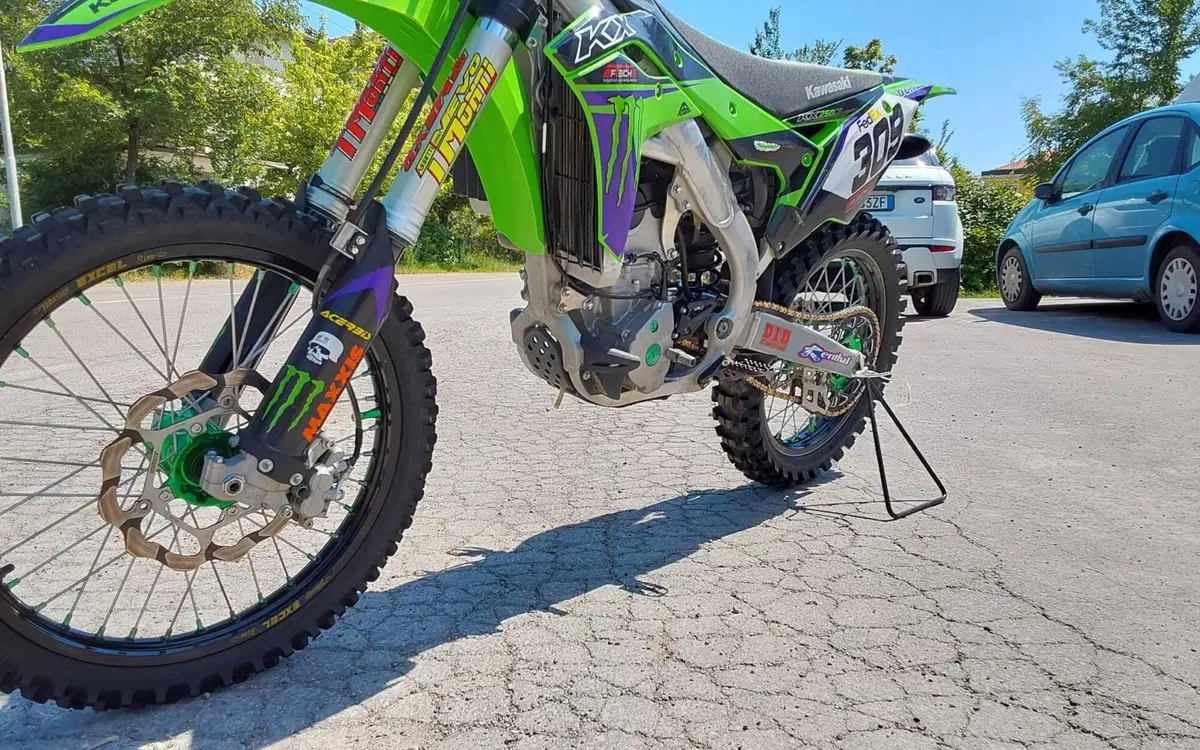 Kawasaki KX250F (2017) (2)