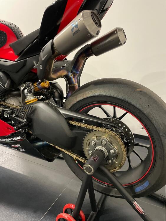 Ducati Panigale V4 S (2022 - 24) (4)