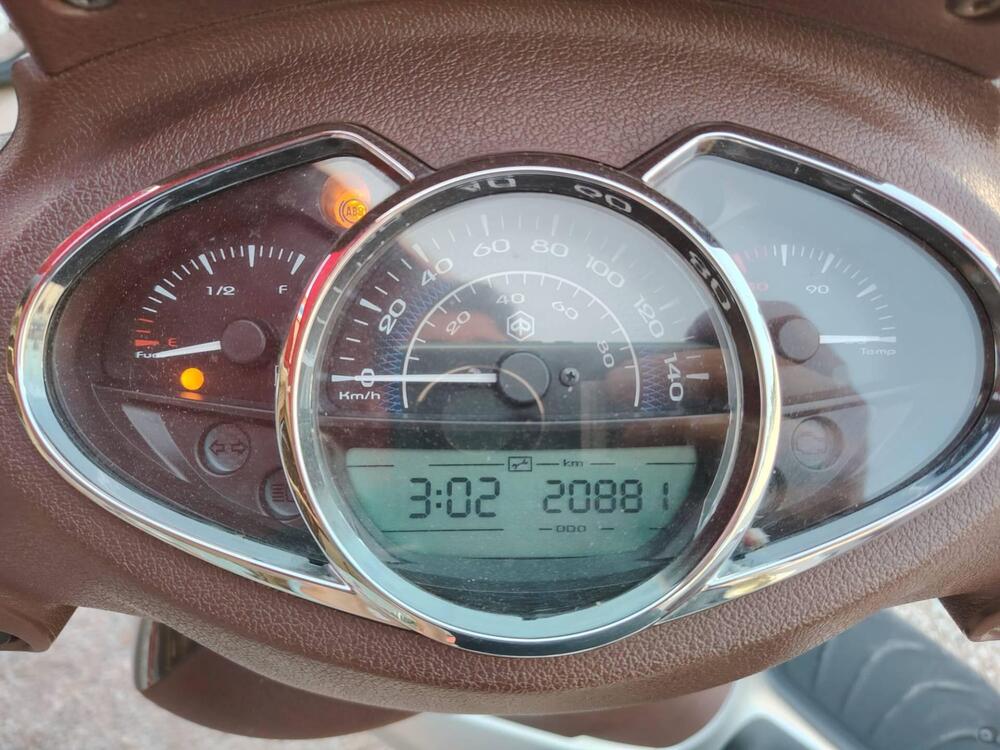 Piaggio Medley 150 ABS (2016 - 19) (4)