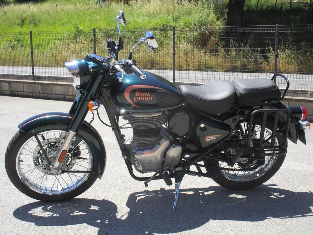 Royal Enfield Classic 350 (2021 - 25) (3)