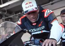 Martin è a Misano ed è sceso in pista per la festa Aprilia