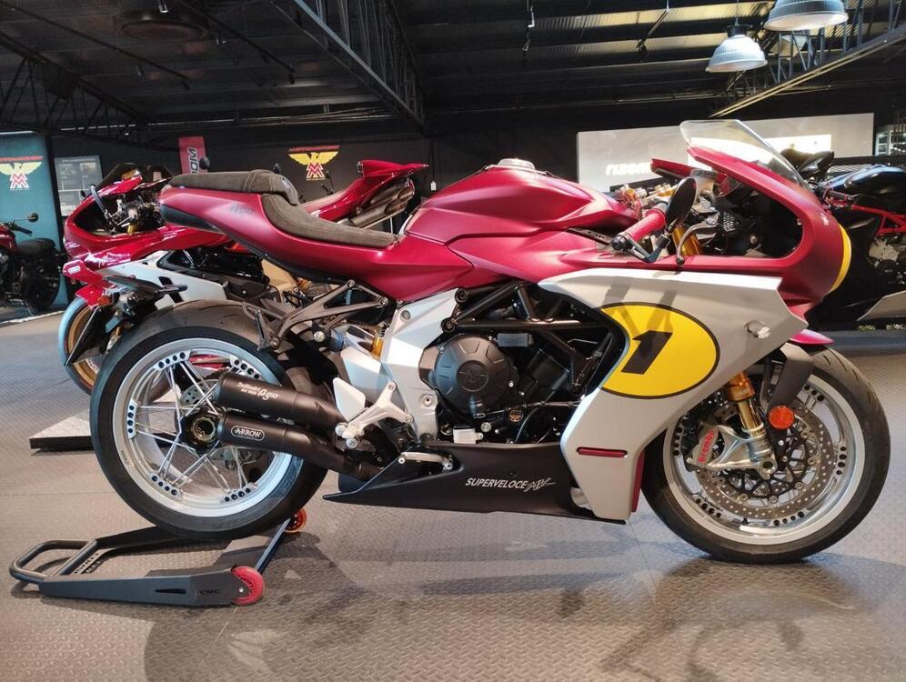 MV Agusta Superveloce 800 Ago (2021 - 23)