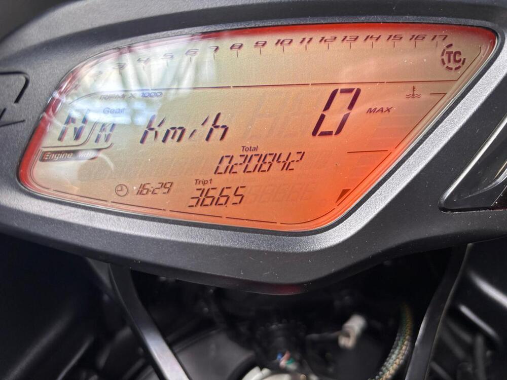 MV Agusta F3 800 EAS (2013 - 15) (5)