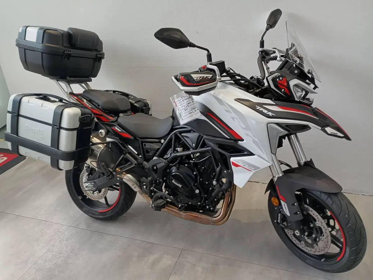 Benelli TRK 702 (2023 - 25) (4)