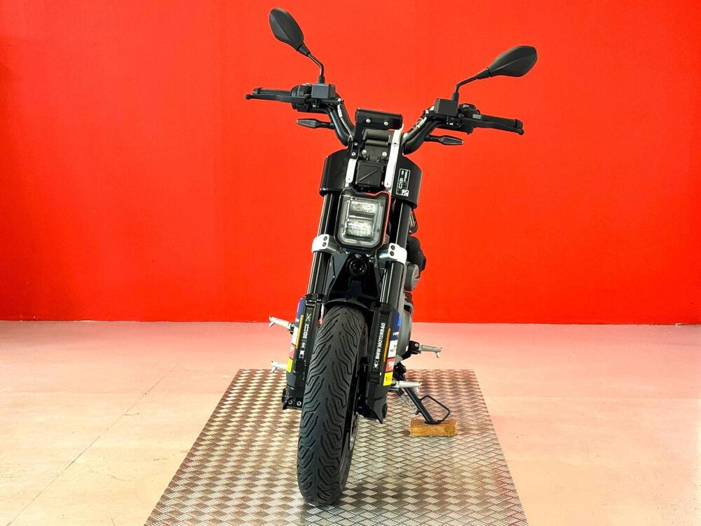 Bmw CE 02 AM (2024 - 25) (3)