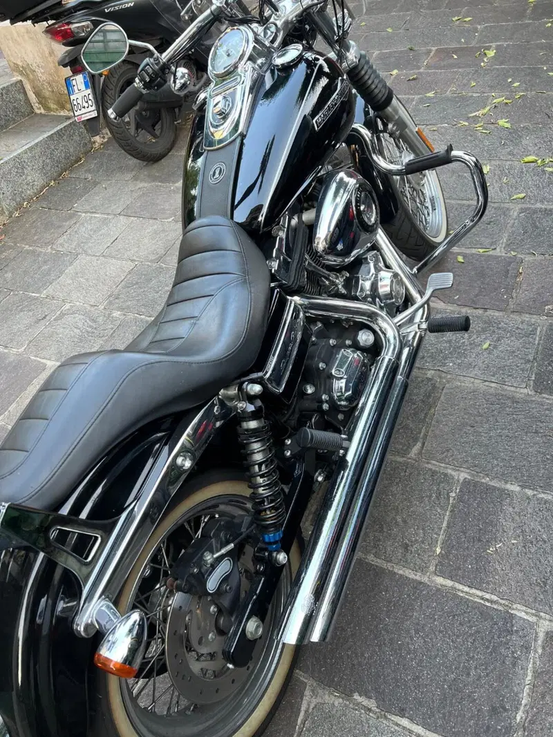 Harley-Davidson 1584 Super Glide Custom (2008 - 13) - FXDC (9)
