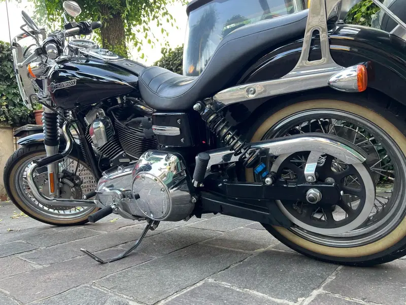 Harley-Davidson 1584 Super Glide Custom (2008 - 13) - FXDC (15)
