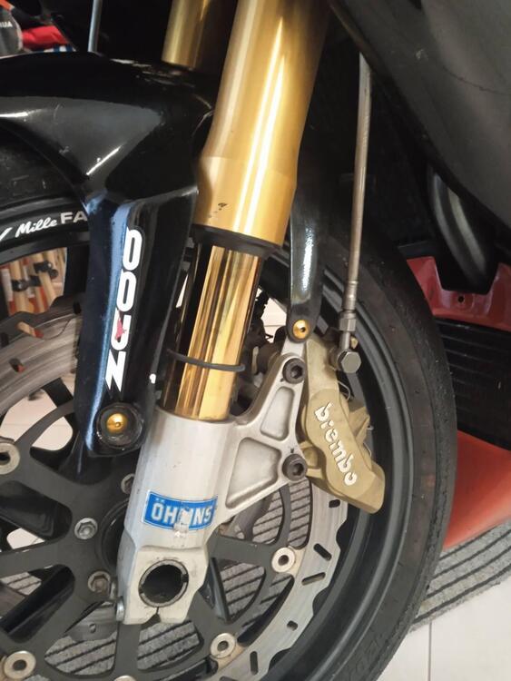 Aprilia RSV 1000 (2000 - 01) (3)