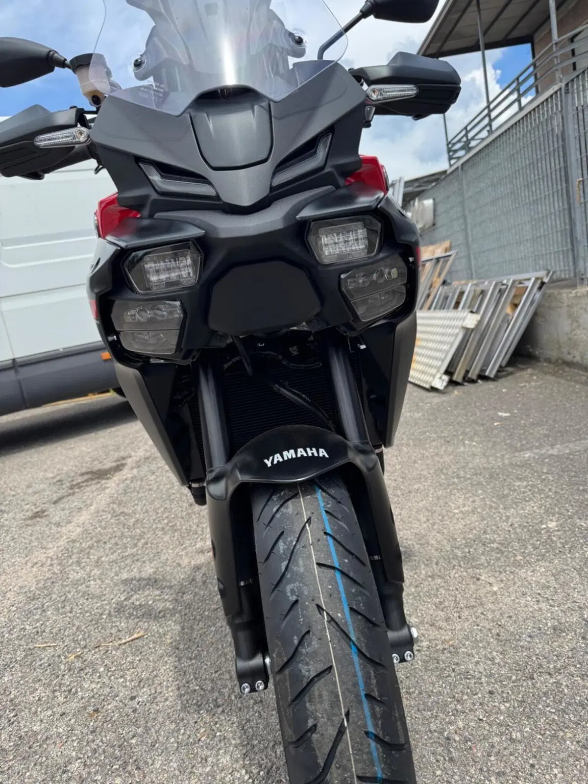 Yamaha Tracer 9 Y-AMT (2025 - 26) (3)
