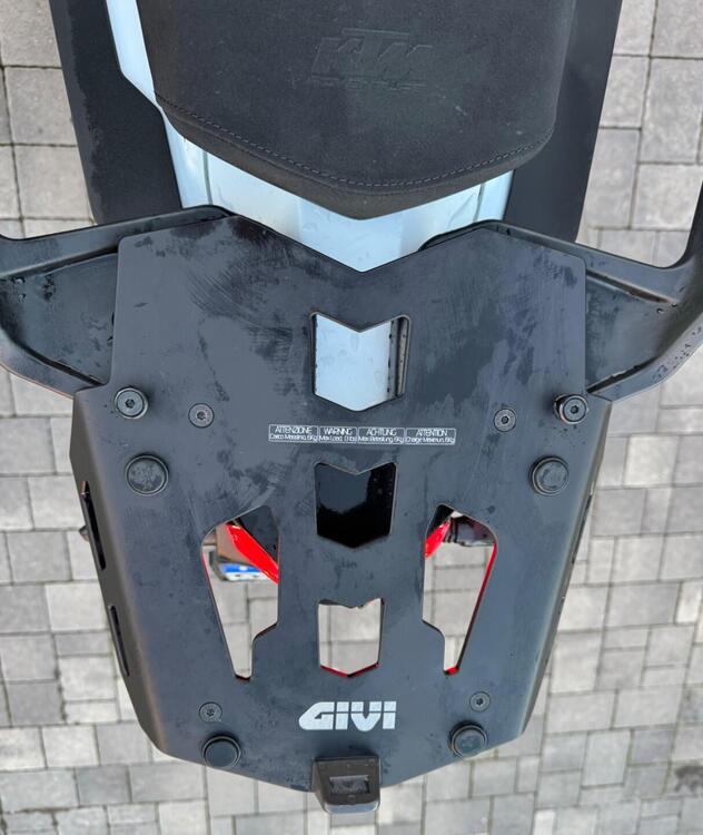 KTM 1290 Super Adventure R (2021) (4)