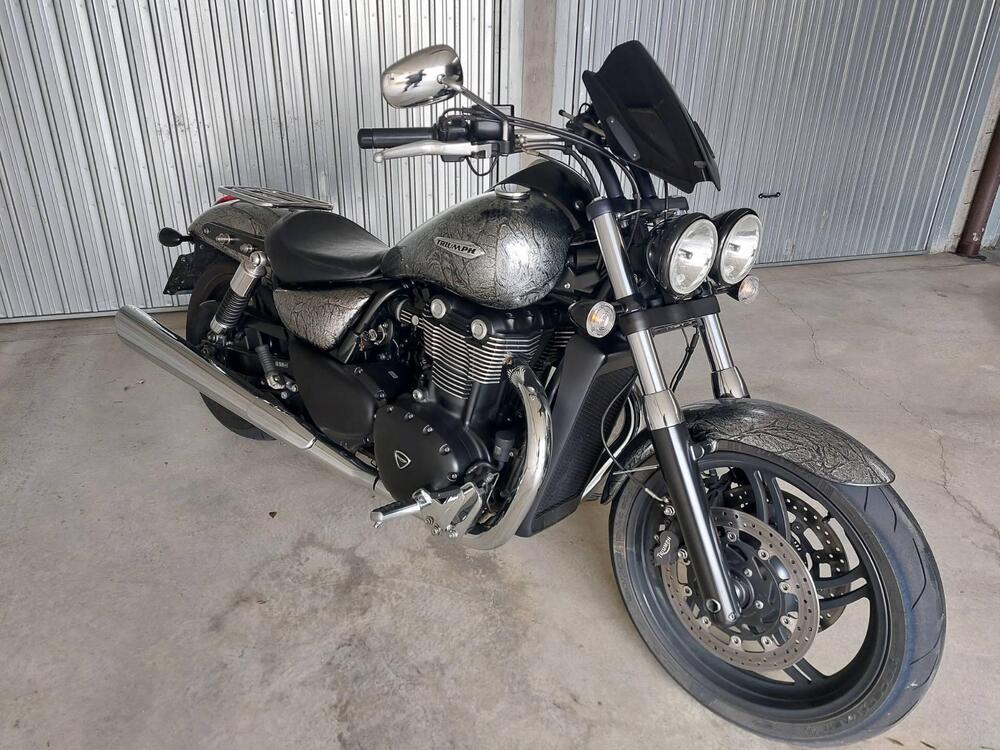 Triumph Thunderbird Storm 1700 ABS (2010 - 16) (4)