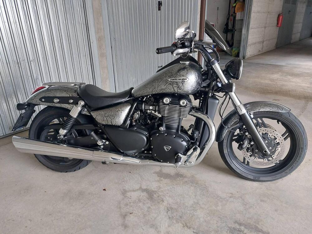 Triumph Thunderbird Storm 1700 ABS (2010 - 16) (5)