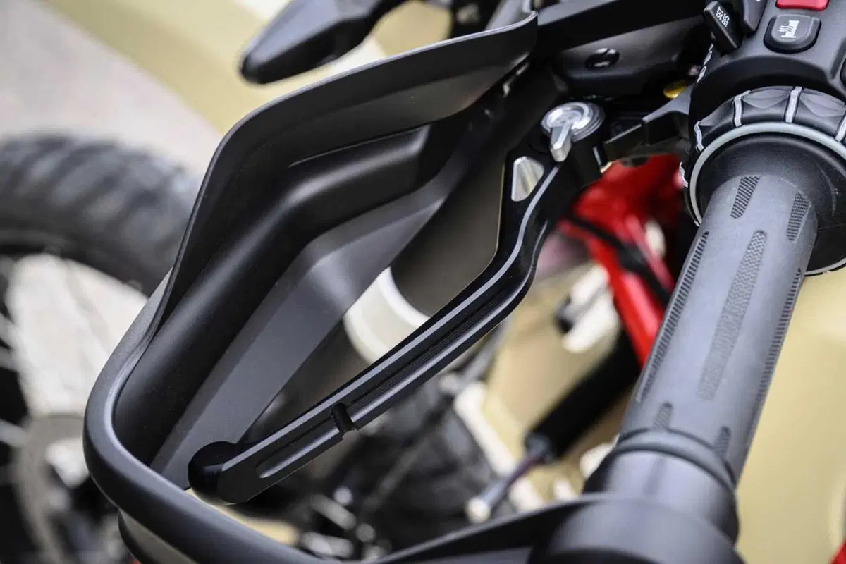 Allora, la BMW R12 G/S è una bomba o un fake? Ecco il nostro TEST [VIDEO] (71)