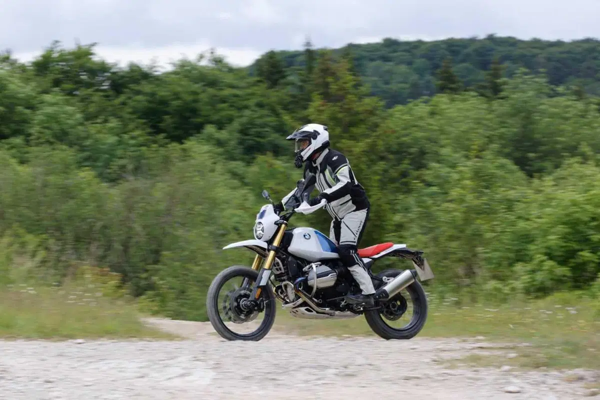 Allora, la BMW R12 G/S è una bomba o un fake? Ecco il nostro TEST [VIDEO] (23)