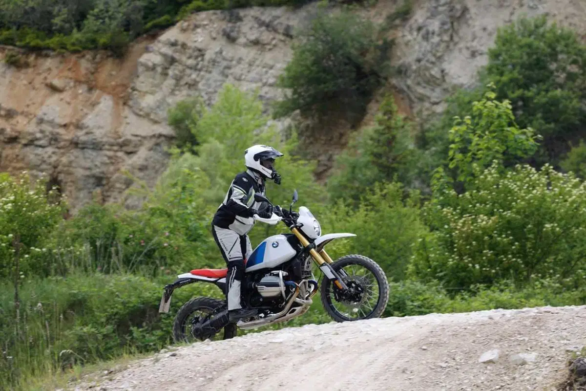 Allora, la BMW R12 G/S è una bomba o un fake? Ecco il nostro TEST [VIDEO] (35)