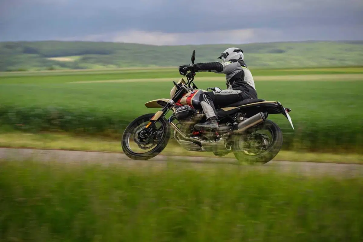Allora, la BMW R12 G/S è una bomba o un fake? Ecco il nostro TEST [VIDEO] (42)