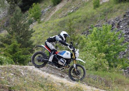 Allora, la BMW R12 G/S è una bomba o un fake? Ecco il nostro TEST [VIDEO]