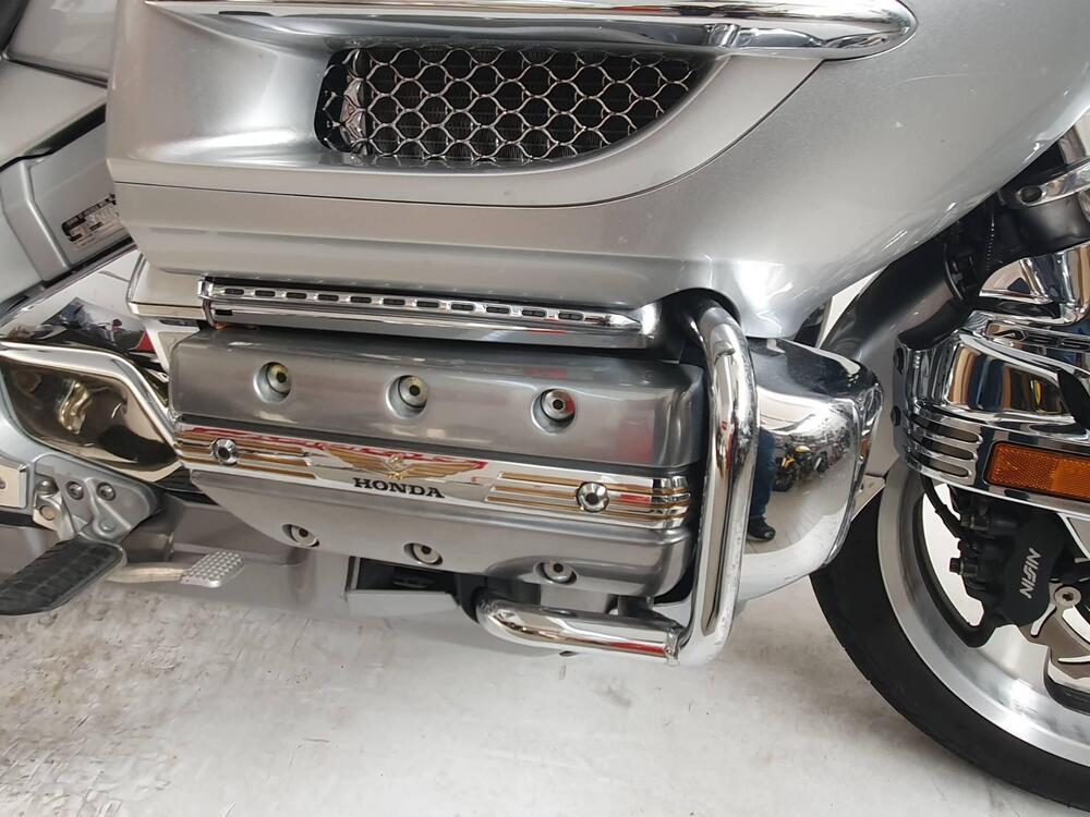 Honda GL 1800 Gold Wing (2007 - 11) (3)