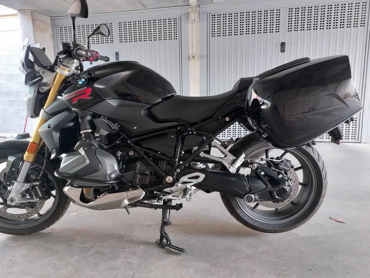 Bmw R 1250 R (2021 - 25) (11)