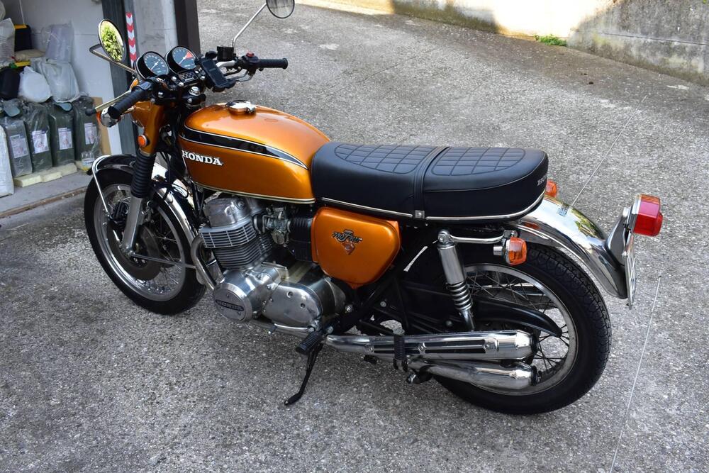Honda CB 750 Four K1 (2)