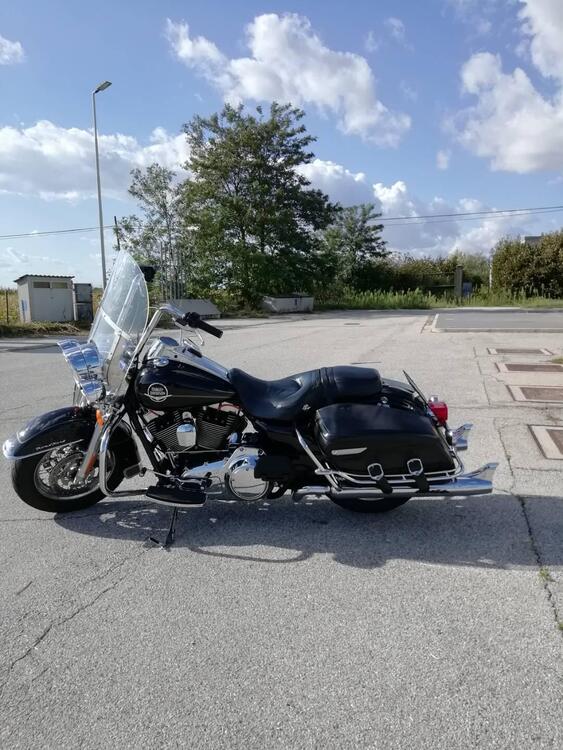 Harley-Davidson 1584 Road King Classic (2007 - 11) - FLHRCI