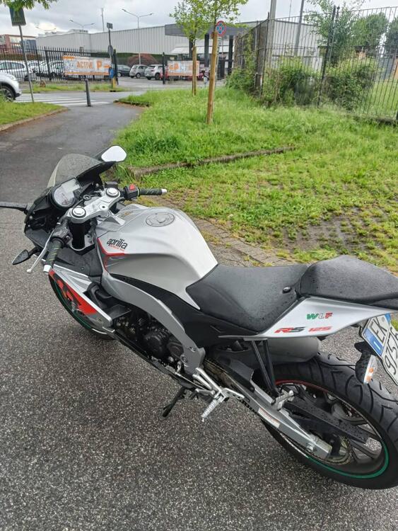 Aprilia RS 125 (2017 - 20) (2)
