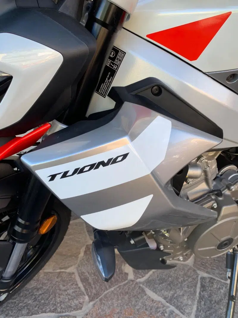 Aprilia Tuono 457 (2025 - 26) (4)