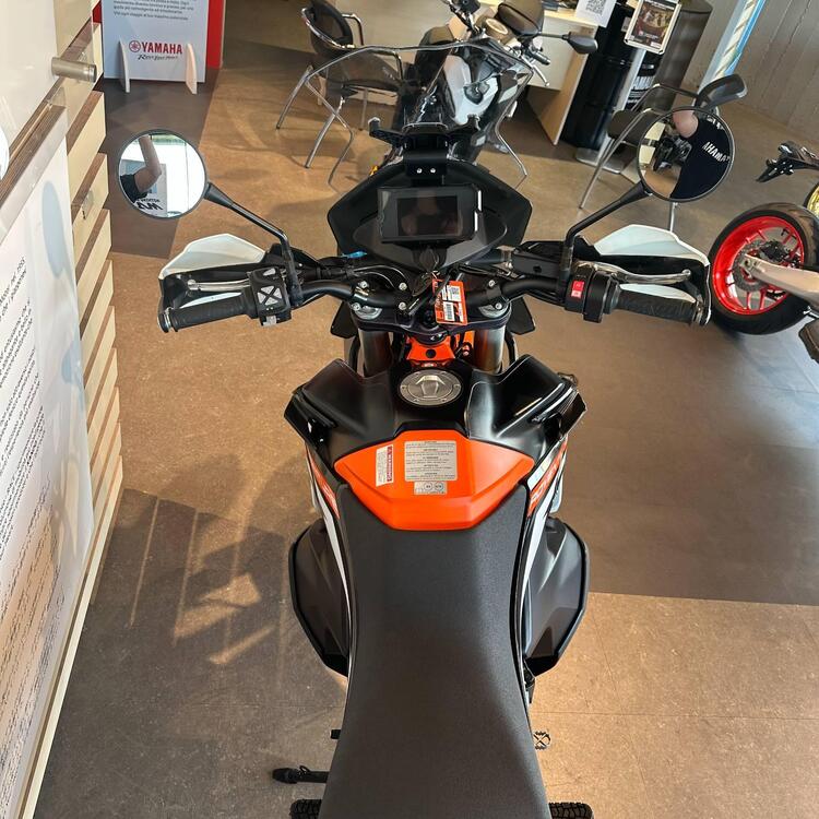 KTM 890 Adventure R (2021) (3)