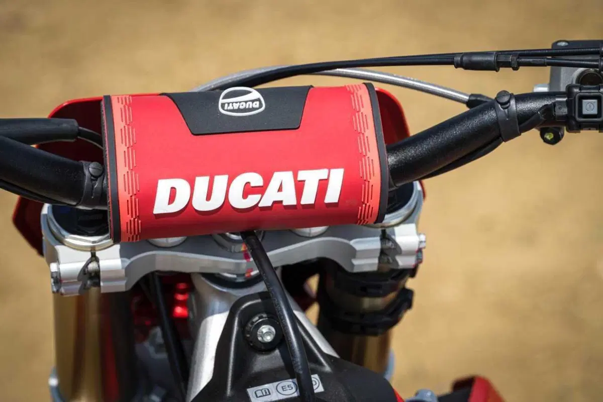 La Ducati Desmo450 MX (5)