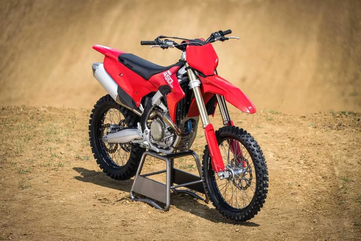 La Ducati Desmo450 MX (18)