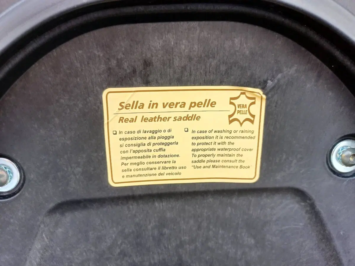 Piaggio VESPA GT60 LIMITED EDITION 200/999 (11)